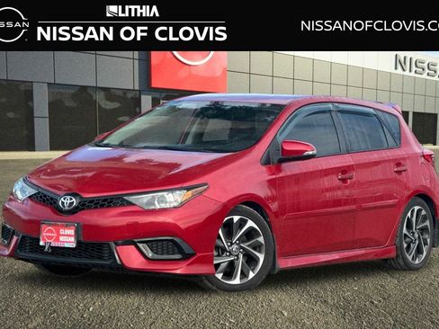 Used 2018 Toyota Corolla iM image 1