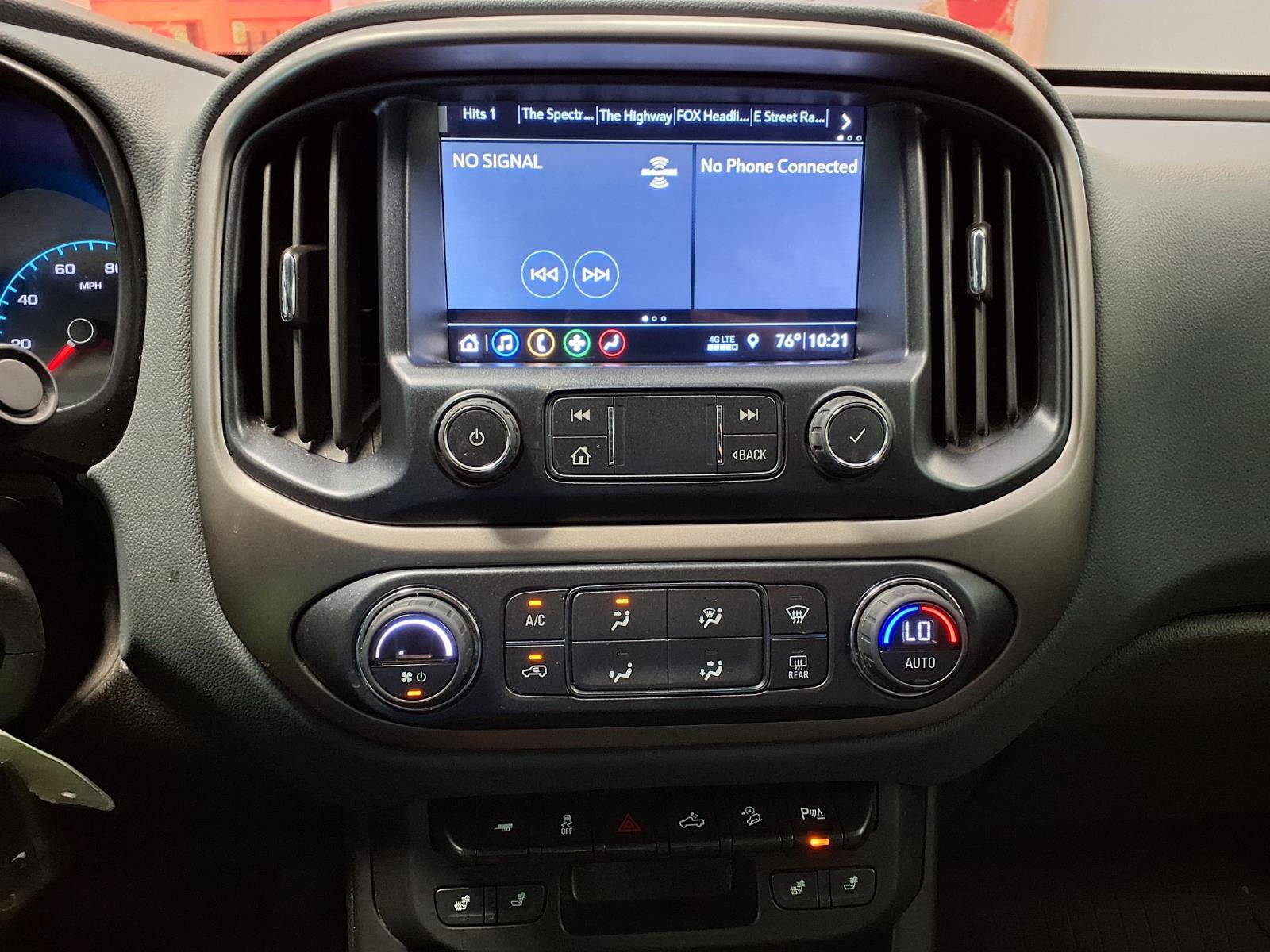 Used 2022 Chevrolet Colorado Z71 AWD/4WD image 24