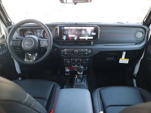 New 2026 Jeep Gladiator Rubicon AWD/4WD image 24