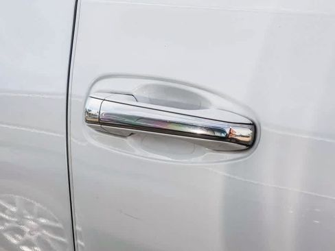 Used 2021 Lexus GX 460 Premium w/ Premium Package image 8