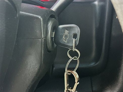 Used 2017 Chevrolet Silverado 1500 Custom w/ Custom Convenience Package image 23