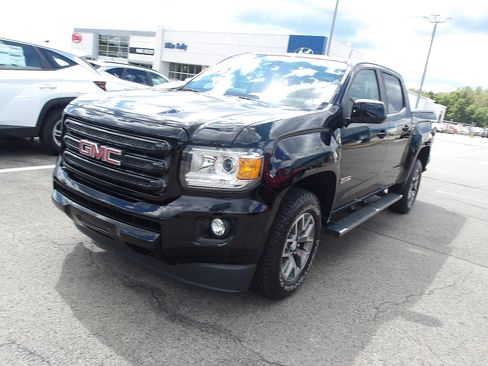 Used 2020 GMC Canyon All Terrain w/ Trailering Package image 3