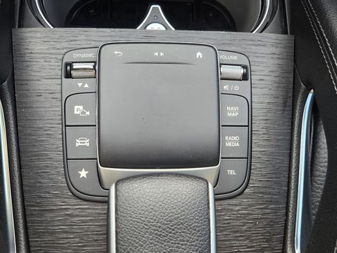 Used 2022 Mercedes-Benz GLS 450 4MATIC image 21