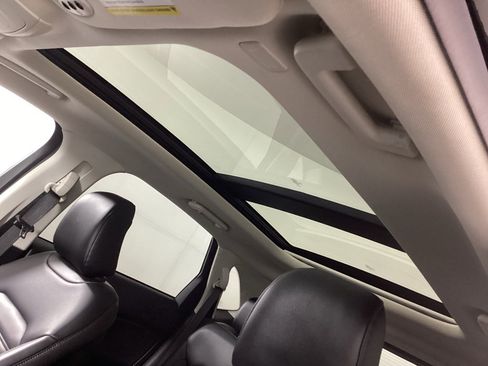 Used 2023 Ford Edge SEL w/ Convenience Package image 18