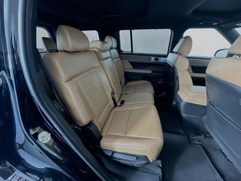 Used 2024 Hyundai Santa Fe Limited image 29