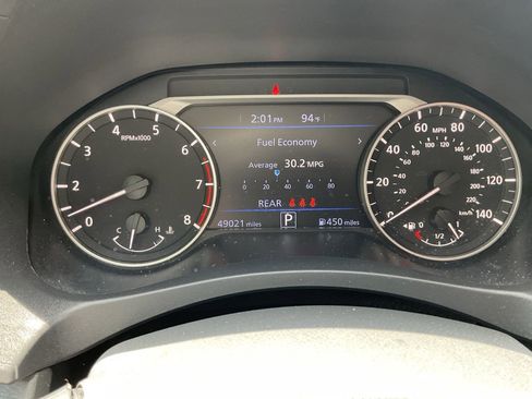 Used 2025 Nissan Altima 2.5 SV FWD image 30