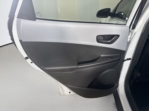 Used 2020 Hyundai Kona SEL FWD image 26