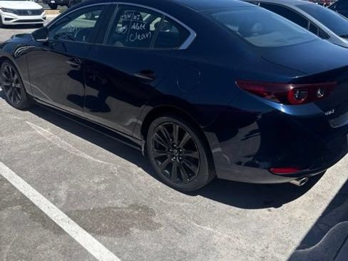 Used 2024 MAZDA MAZDA3 s FWD image 4