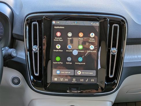 New 2026 Volvo XC40 B5 Plus w/ Protection Package Premier image 19