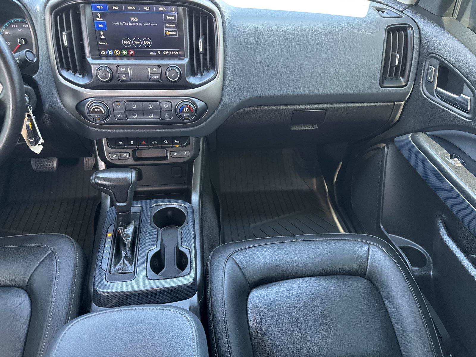 Used 2021 Chevrolet Colorado Z71 AWD/4WD image 16