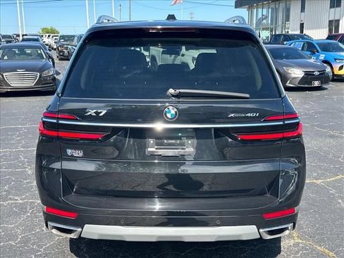 Used 2025 BMW X7 xDrive40i w/ Premium Package AWD/4WD image 10