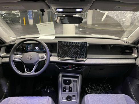 New 2025 Volkswagen Tiguan S image 7