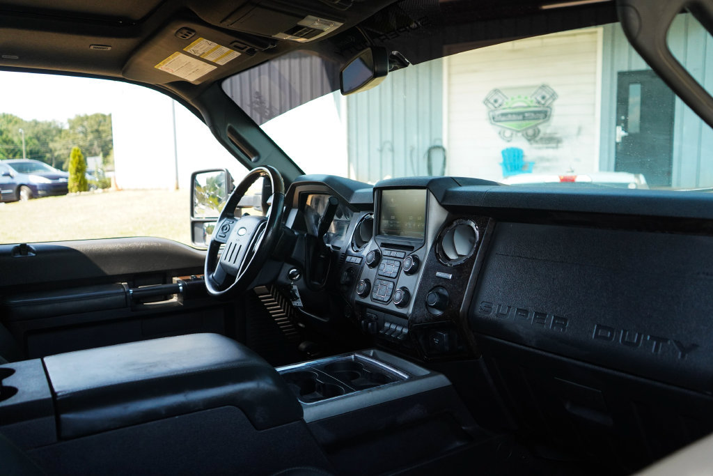 Used 2016 Ford F250 Platinum w/ FX4 Off-Road Package AWD/4WD image 15
