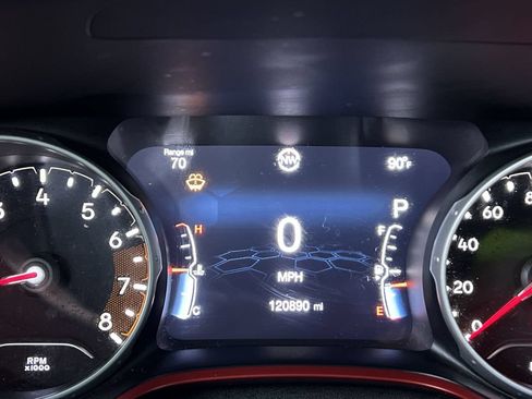 Used 2018 Jeep Compass Trailhawk w/ Cold Weather Group AWD/4WD image 20