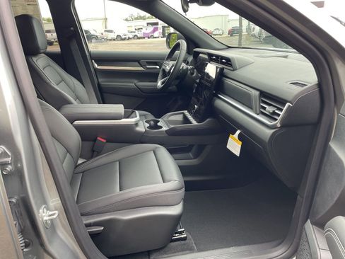 New 2026 GMC Terrain Elevation w/ Elevation Premium Package FWD image 27