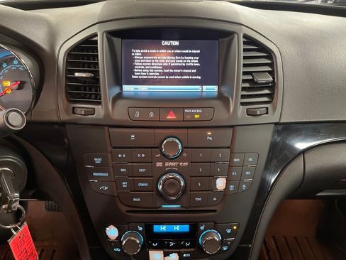 Used 2011 Buick Regal CXL Turbo w/ TO4 Preferred Equipment Group image 19