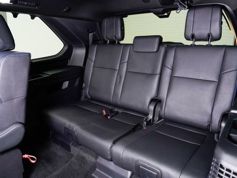 Used 2026 Toyota Sequoia Platinum AWD/4WD image 32