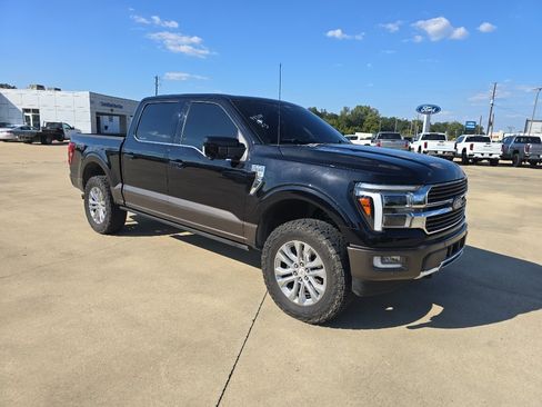 Used 2025 Ford F150 King Ranch w/ FX4 Off-Road Package AWD/4WD image 3