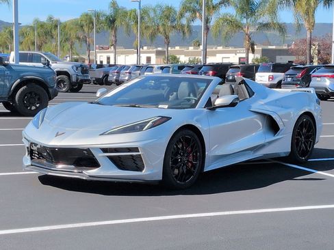 Used 2024 Chevrolet Corvette Stingray Premium Conv w/ Z51 Performance Package image 5