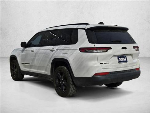 Used 2021 Jeep Grand Cherokee L Laredo image 7