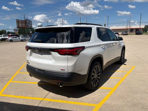 Used 2023 Chevrolet Traverse RS w/ LPO, Floor Liner Package FWD image 6