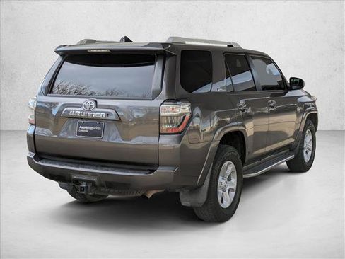Used 2016 Toyota 4Runner SR5 image 5