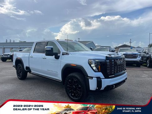 New 2026 GMC Sierra 2500 Denali Ultimate AWD/4WD image 2