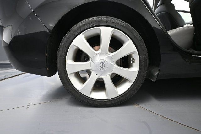 Used 2012 Hyundai Elantra Limited w/ Technology Pkg 5 FWD image 10