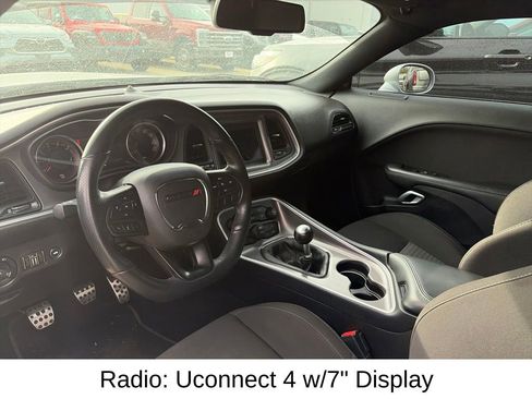 Used 2022 Dodge Challenger R/T w/ Performance Handling Group RWD image 13