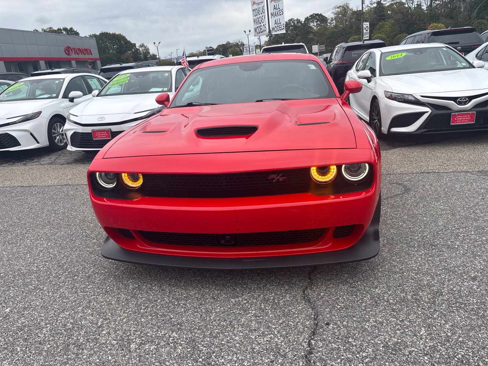 Used 2021 Dodge Challenger R/T Scat Pack RWD image 2