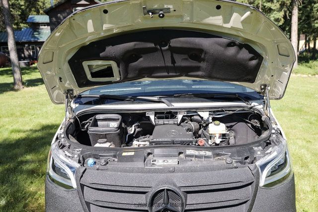 Used 2024 Mercedes-Benz Sprinter 2500 image 15