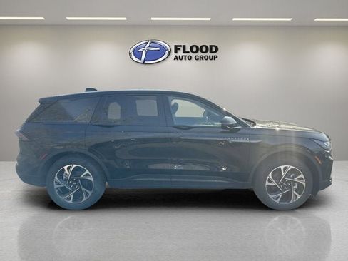 New 2026 Lincoln Nautilus Premier w/ Equipment Group 102A AWD/4WD image 4