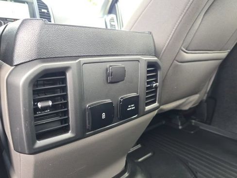 Used 2018 Ford F150 XLT w/ Equipment Group 302A Luxury AWD/4WD image 30