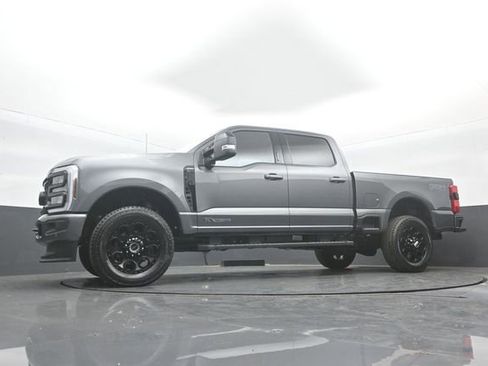 New 2026 Ford F350 Lariat w/ Black Appearance Package image 30