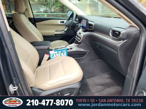 Used 2023 Ford Explorer XLT w/ Equipment Group 202A image 11