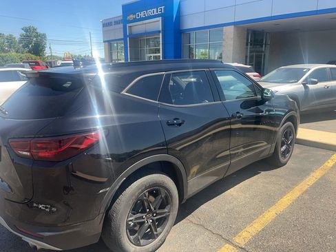 Used 2023 Chevrolet Blazer LT AWD/4WD image 6