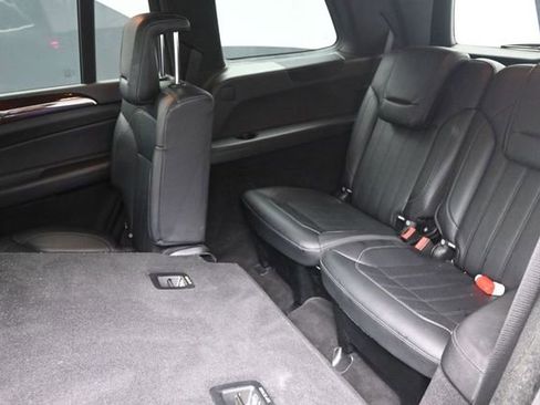 Used 2017 Mercedes-Benz GLS 450 4MATIC image 22