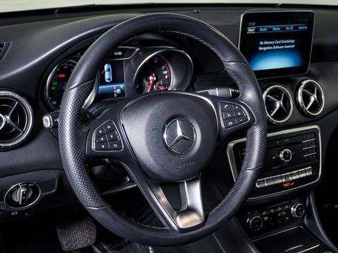 Used 2019 Mercedes-Benz CLA 250 4MATIC image 20