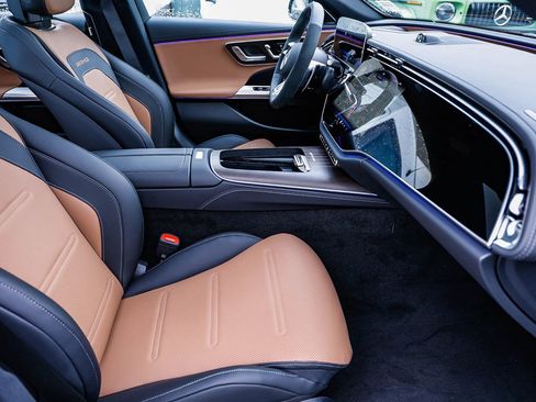 New 2026 Mercedes-Benz E 53 AMG e 4MATIC Sedan image 17