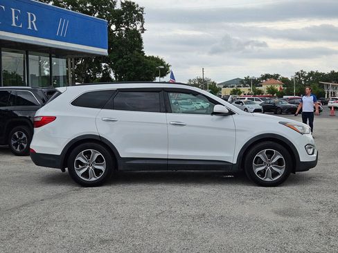 Used 2014 Hyundai Santa Fe GLS FWD image 9