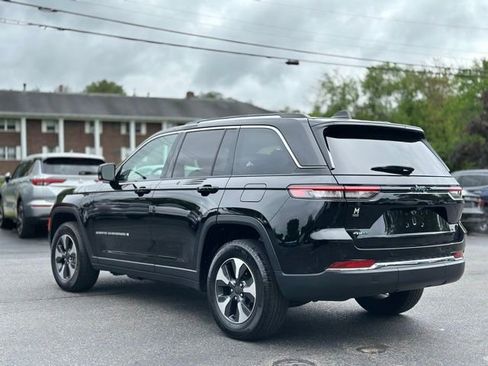 Used 2022 Jeep Grand Cherokee Limited 4xe AWD/4WD image 4