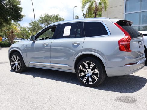 Used 2025 Volvo XC90 T8 Ultra w/ Protection Package Premier AWD/4WD image 7