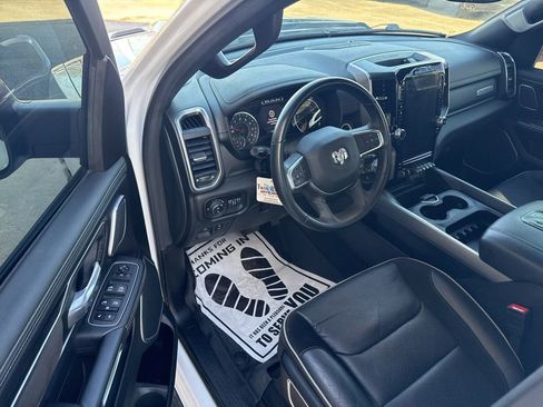 Used 2023 RAM 1500 Laramie image 13