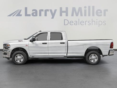 New 2026 RAM 3500 Tradesman AWD/4WD image 3