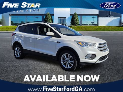 Used 2019 Ford Escape SEL image 1