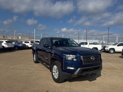 Used 2023 Nissan Frontier SV w/ SV Convenience Package