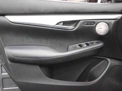 Used 2021 INFINITI QX50 Sensory image 10