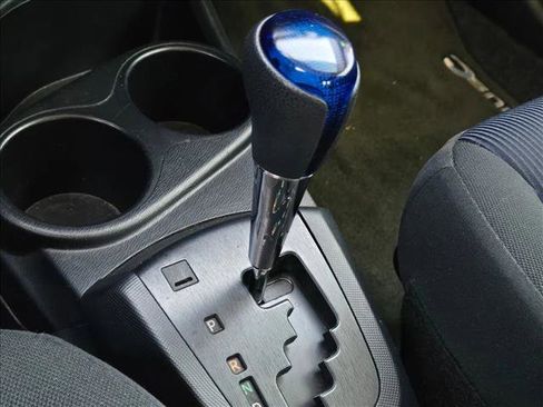 Used 2015 Toyota Prius C Three image 19