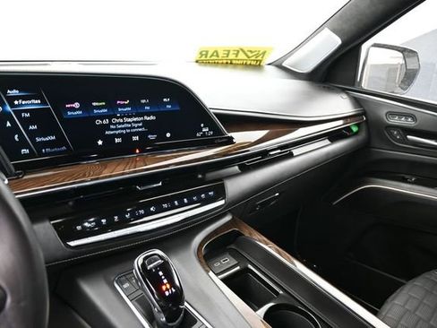 Used 2024 Cadillac Escalade Sport Platinum w/ LPO, Floor Liner Package AWD/4WD image 25