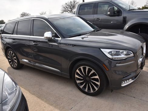 Used 2020 Lincoln Aviator Black Label Grand Touring w/ Class IV Trailer Tow Package image 5